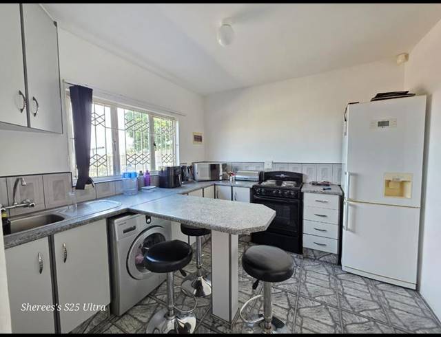 2 BEDROOM HOUSE FOR SALE IN SHALLCROSS
